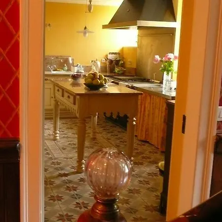 La Maison Du Parc Lacave (Ariege)