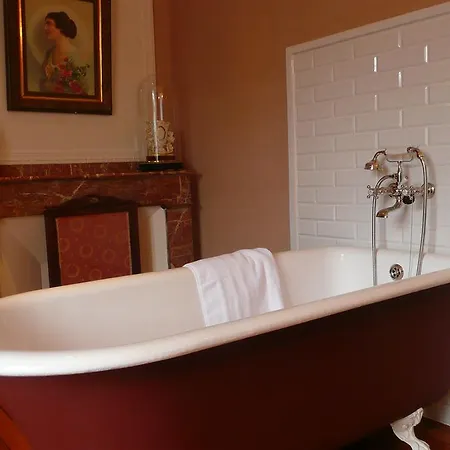 Bed & Breakfast La Maison Du Parc Lacave (Ariege)