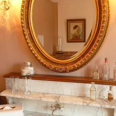 فندق مبيت وإفطار La Maison Du Parc 3*